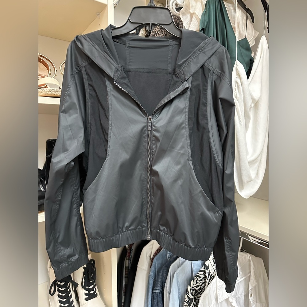 Lululemon Light rain/sheer jacket
